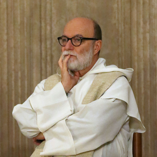 Justice et Paix s'embrassent
